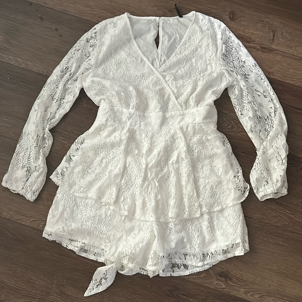 Women’s lace short romper with tie back